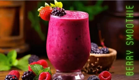 Healthy and Delicious: The Ultimate Guide to Berry Breakfast Smoothie - SindhiZaika.com